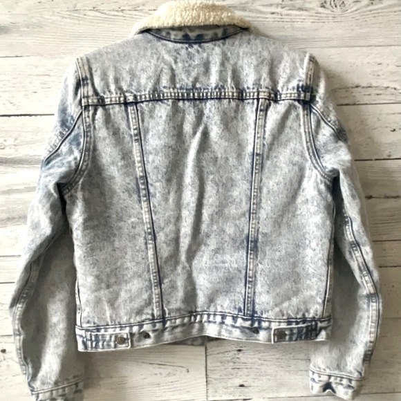 Levi’s Sharpa Jeans Jacket • Size M - Picture 2 of 5